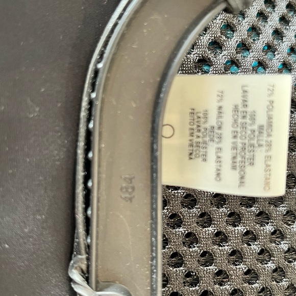 Tahari Contemporary Structured Long Vest - Picture 11 of 12